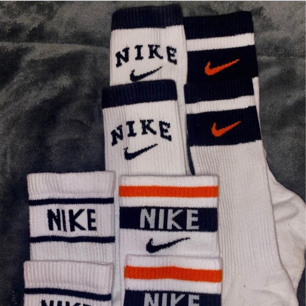 NIKE SOCKS (W/ DESIGN)